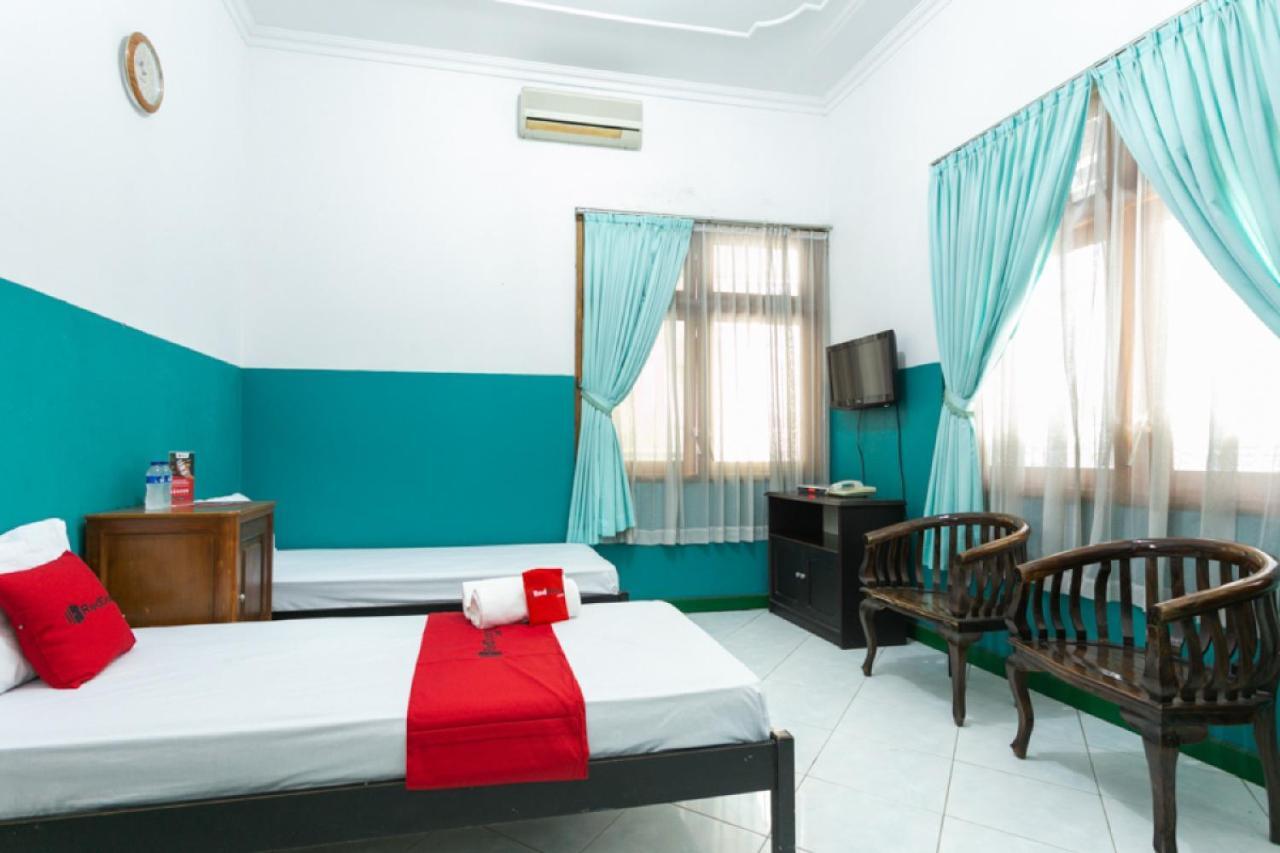 RedDoorz Syariah near Alun Alun Magelang Hotel Bagian luar foto