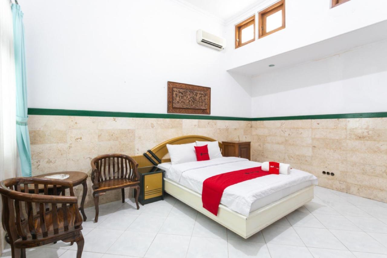 RedDoorz Syariah near Alun Alun Magelang Hotel Bagian luar foto